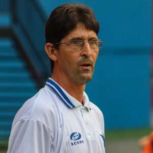 Sete contrata treinador Mazinho, ex-São Raimundo e Nacional