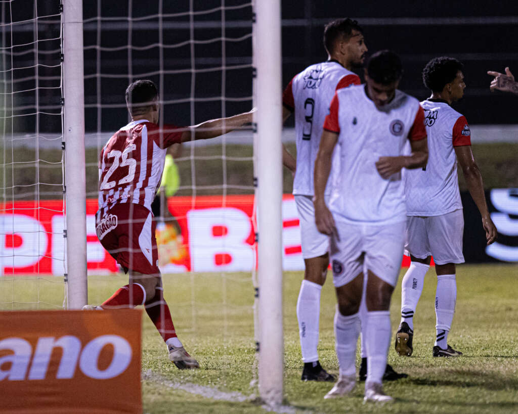 Santa Cruz-RN 0 x 4 Náutico-PE - Timbu atropela e segue vivo na Copa do Brasil 2 Náutico Santa Cruz-RN Copa do Brasil