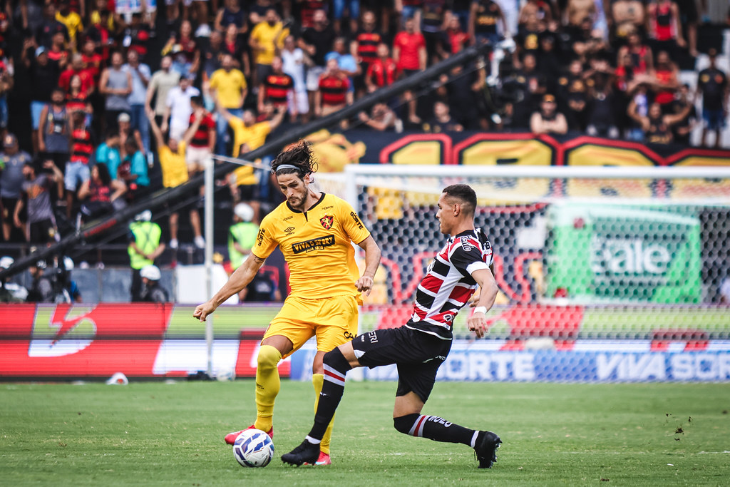 Paciência titular Sport