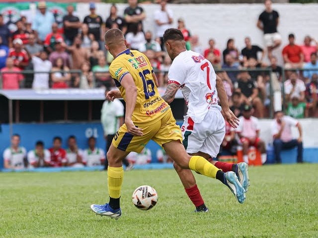 MARANHENSE: IAPE surpreende Pinheiro e encosta no G-4 2 Pinheiro IAPE Maranhense