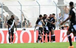 Mirassol x Ponte Preta - Leão perto da vaga e Macaca embalada