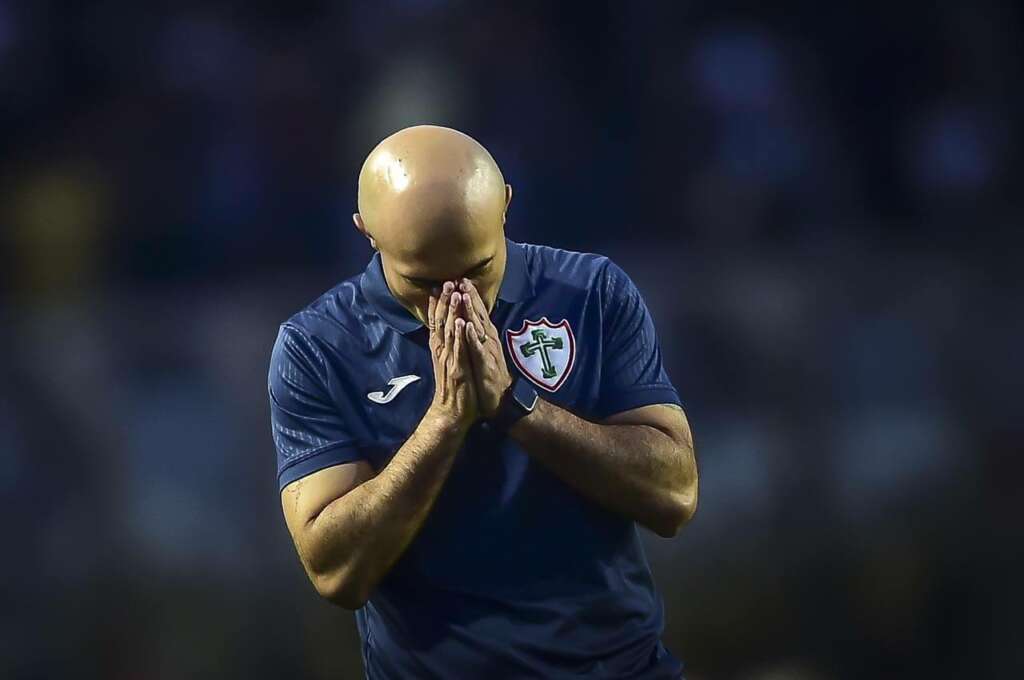 Técnico da Portuguesa aponta ‘vilão’ para eliminação da Copa do Brasil