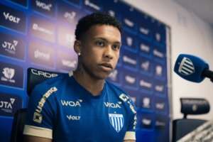 Avaí terá mudança no meio-campo e pode relacionar reforço