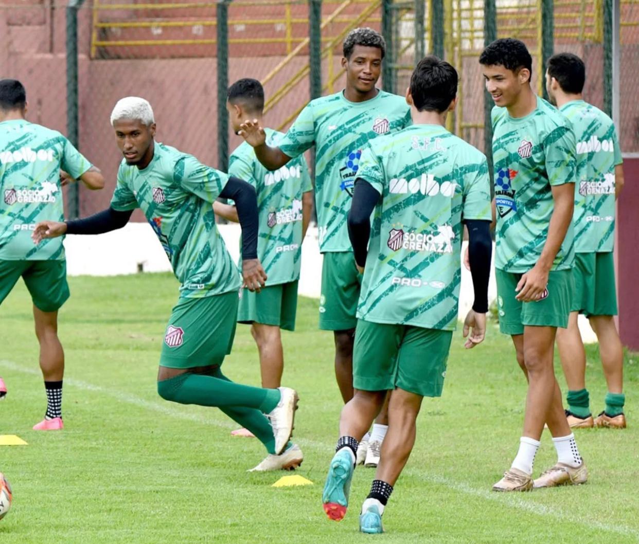 No estádio Frederico Dalmaso, Sertãozinho tem duas vitórias e duas derrotas (Foto: Luciano André / Sertãozinho)
