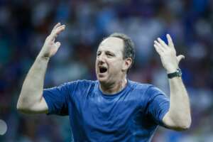 Ceni destaca 'resiliência' do Bahia e celebra classificação na Libertadores