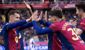 Barcelona goleia Real Sociedad e recupera a liderança isolada do Espanhol