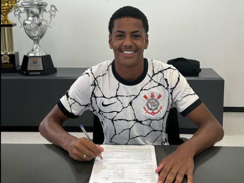 Corinthians encaminha venda de joia ao Chelsea