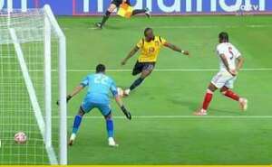 Equador 2 x 1 Venezuela - Vice-líder com dois de Valencia