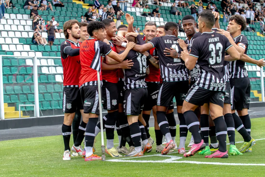 Figueirense confirma reforços e planeja jogos-treinos antes da Série C