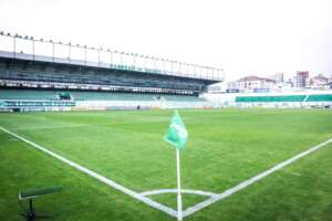 Jaconi chega aos 50 anos de reforma com gramado pronto para o Brasileirão