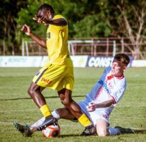Itapirense 0 x 1 Catanduva - Esportiva vacila em casa e Santo garante classificação
