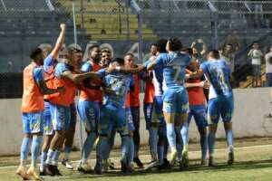 Marília 3 x 0 União São João - MAC atropela no Abreuzão e pega o Sertãozinho na semifinal