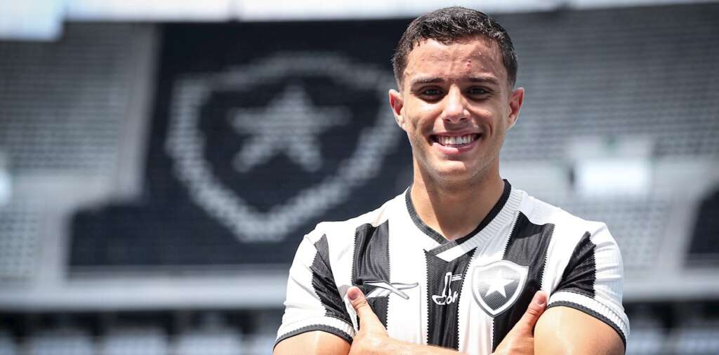 Botafogo oficializa acerto com atacante para o Sub-20
