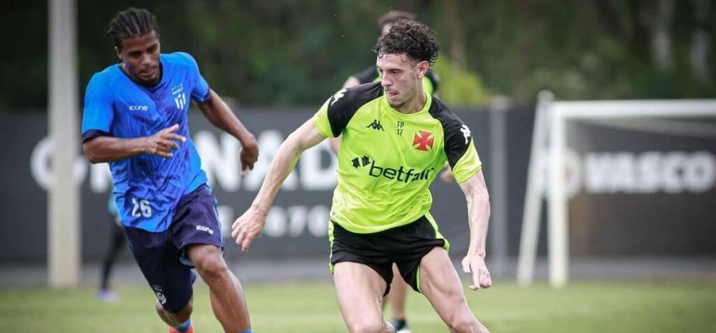 Nuno Moreira elogia elenco do Vasco ‘Temos grandes jogadores’