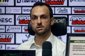 CEO vê Figueirense no caminho certo mesmo após eliminação