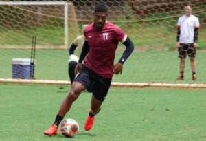 Série B: Botafogo rescinde com volante após 8 jogos