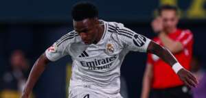 Vini Jr volta a marcar 20 gols pelo Real e se iguala a Cristiano Ronaldo e Puskas