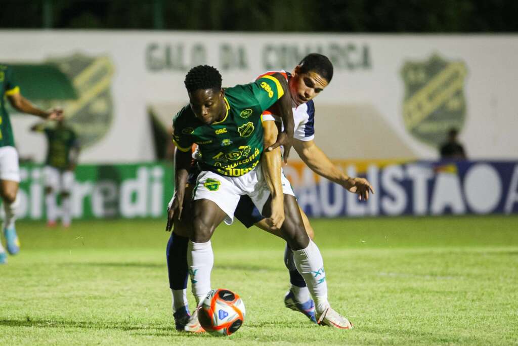 XV de Jaú 2 x 1 União Suzano – Galo vira nos acréscimos e rebaixa Comercial