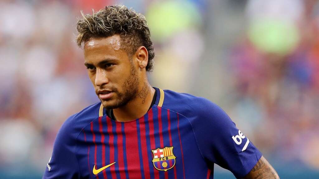 Segundo jornal, Neymar atrai o interesse de Barcelona e Bayern
