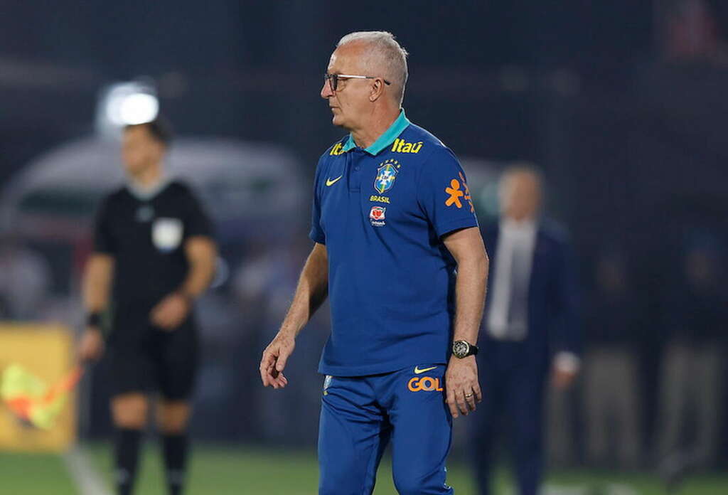 CAIU! Dorival Júnior é demitido do comando da seleção brasileira
