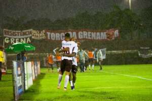 CAPIXABA: Desportiva goleia Vilavelhense e fica perto das semifinais