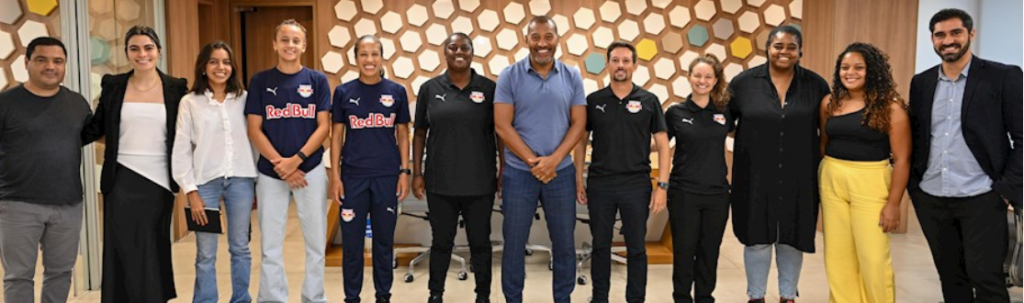 Red Bull Bragantino feminino reúne com a FPF para fortalecer a modalidade