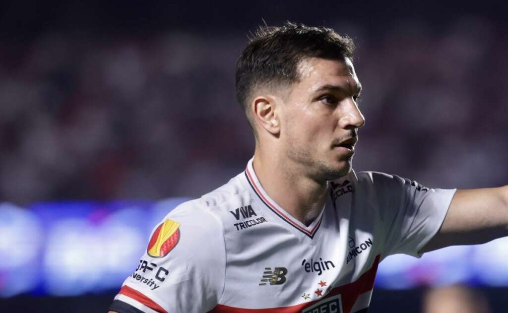 Embate entre Cédric e Abel Ferreira pelo Paulistão é destaque na mídia portuguesa