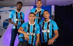 Grêmio lança uniforme em homenagem aos anos 90