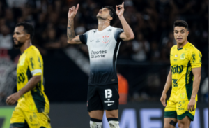 Gustavo Henrique engata 9 jogos de invencibilidade como titular no Corinthians