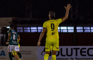 Itapirense x Catanduva - Confronto direto vale classificação antecipada