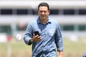 Criciúma acerta com Ítalo Rodrigues e aguarda dirigente para oficializar novo executivo de futebol 