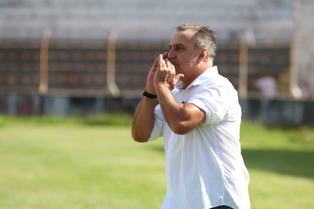 Copa Paulista: Santo André anuncia técnico que estava no Mato Grosso do Sul 1 Oliveira completa dez anos de carreira nesta temporada (Foto: Gustavo Amorim / Paulista FC)