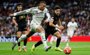 Vini Jr perde pênalti, depois faz gol, mas Real Madrid perde