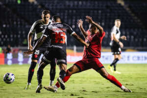 Vasco 3 x 1 Sport - Vegetti faz dois e Cruzmaltino volta a vencer no BR