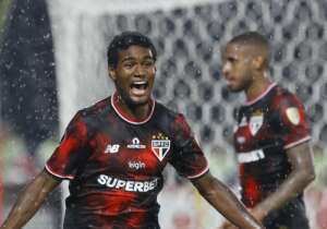 Casagrande elogia joia da base do São Paulo: 'Linhagem Lamine Yamal'