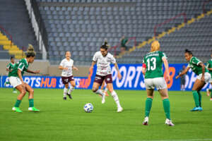 BRASILEIRÃO FEMININO: Ferroviária supera Palmeiras e assume liderança; São Paulo e Corinthians empatam