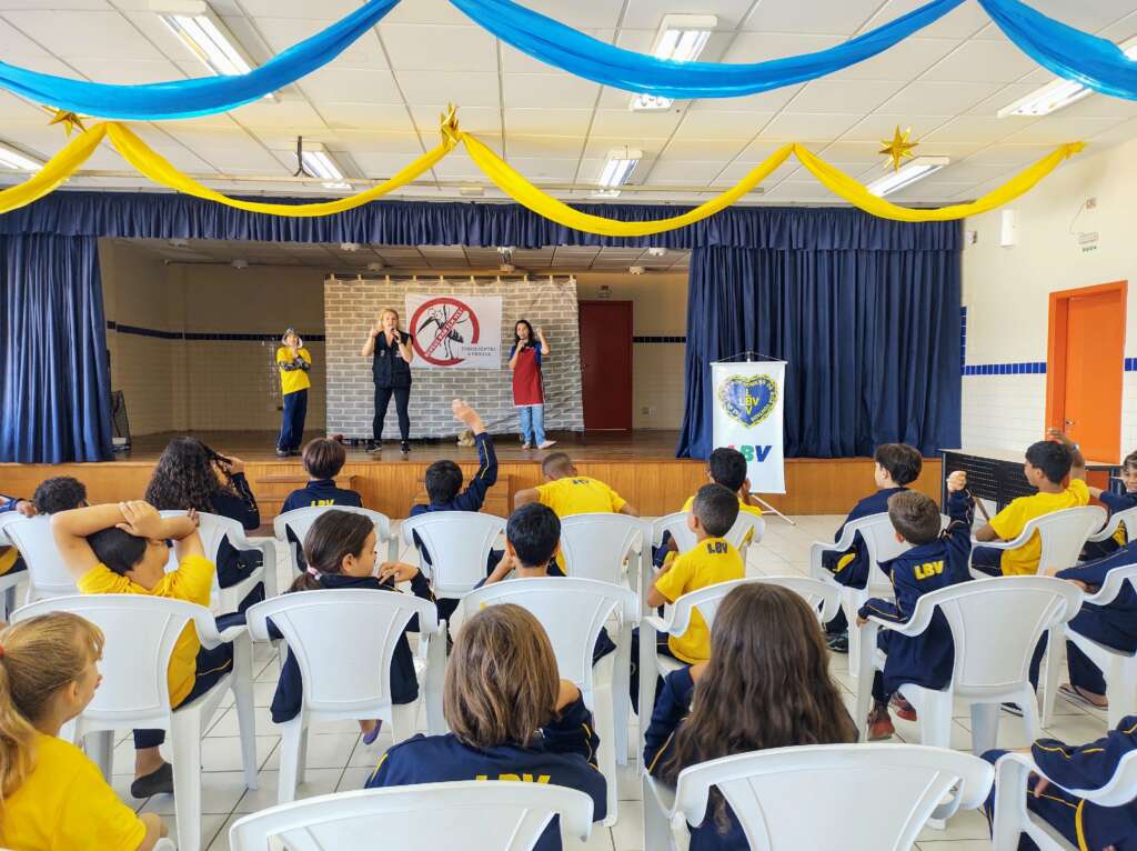 Atividade teatral foca a conscientização de crianças e adolescentes 2 Atividade Teatral LBV 2