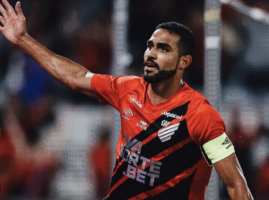 Athletico-PR 2 x 1 Criciúma - Furacão segue 100% e aumenta crise no rival