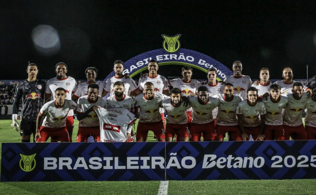Red Bull Bragantino presta homenagem ao papa Francisco, torcedor símbolo do San Lorenzo