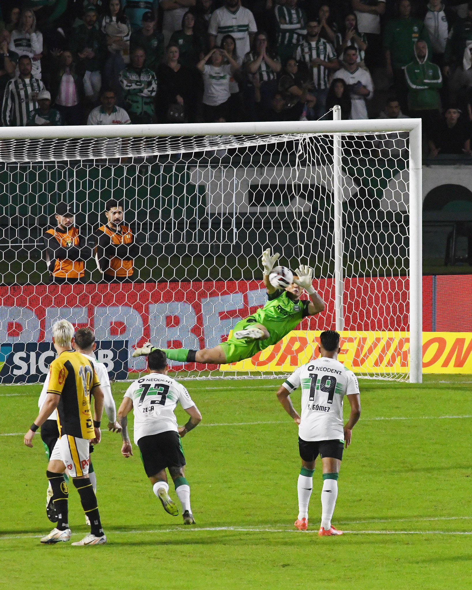 SÉRIE B: Em segunda com três jogos, Coritiba quer manter boa fase 9 Foto: Gustavo Oliveira | Coritiba