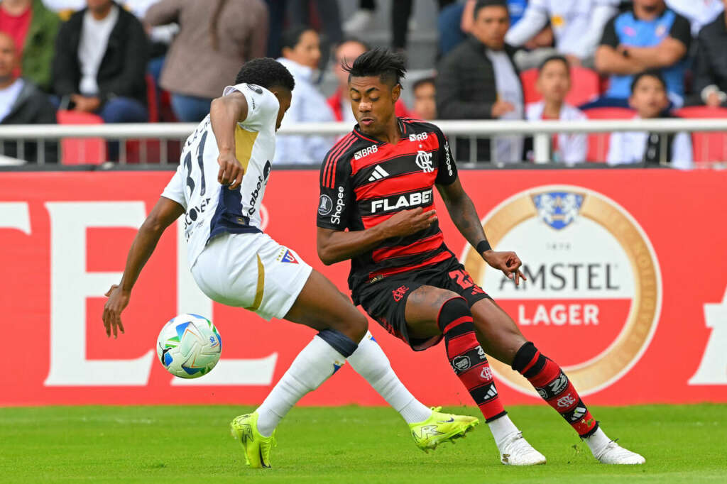 LDU 0 x 0 Flamengo - Mengão não sai do zero em Quito 2 Flamengo e LDU empatam na Libertadores 1