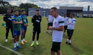 Operário-PR x Goiás - Quem seguirá com 100% de aproveitamento na Série B?