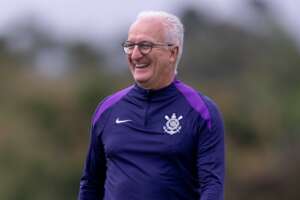 Dorival comanda 1º treino no Corinthians e busca reabilitação