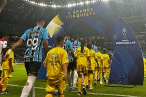 Grêmio 2 x 0 Atlético Grau - Tricolor vence segunda na Sul-Americana