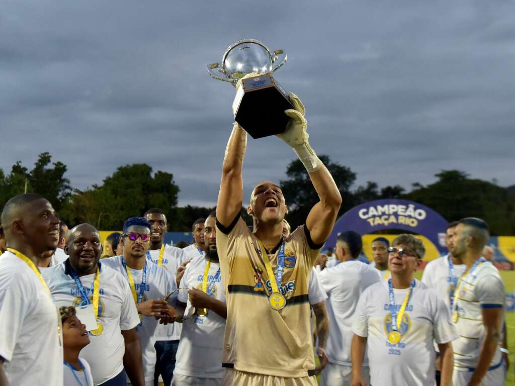 Conheça o goleiro Zé Carlos, destaque no Cariocão e novo reforço do Amazonas para a Série B 4 IMG 20250416 WA0054
