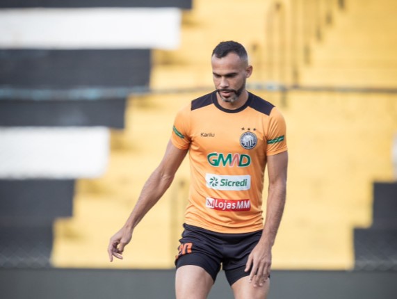 Operário-PR x Goiás - Quem seguirá com 100% de aproveitamento na Série B? 2 Operario 1