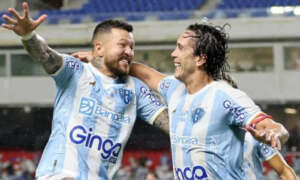 Luizinho Lopes terá novidades no Paysandu para encarar a Chapecoense