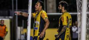 Após 1ª vitória, Louzer agradece comissão no Novorizontino