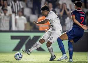 Sampaio lamenta baixas de peso no Santos e crê em melhora