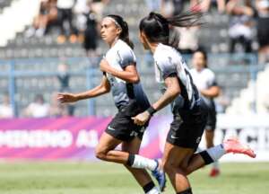 BRASILEIRÃO FEMININO: Corinthians faz 8 e São Paulo lidera